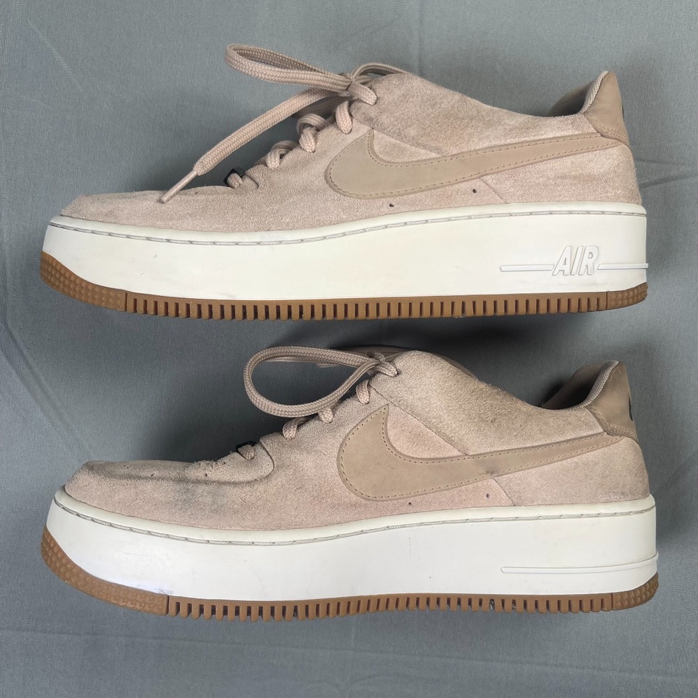 Nike Air Force 1 Sage Low Women's 10.5 Beige Suede Platform Shoes AR5339-203